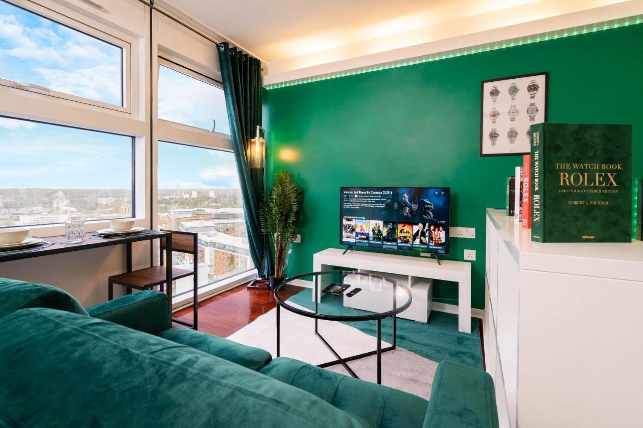 Maevela Apartments - Top Floor Rolex Themed Studio Apt Inside The Cube, Mailbox - Free Netflix & Wifi Birmingham Exterior foto